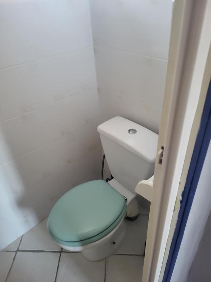 Akwaba Chez Ouli Hotel Levens Bagian luar foto