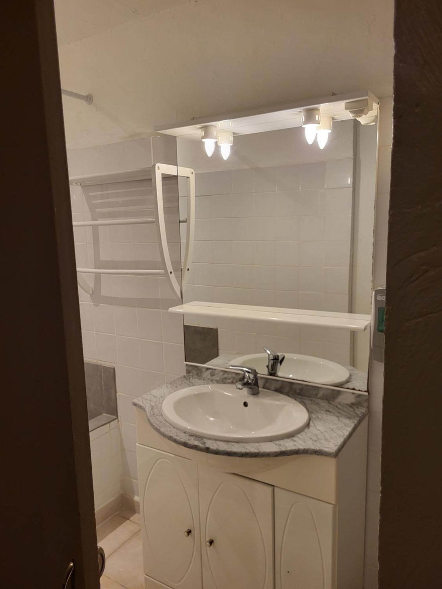 Akwaba Chez Ouli Hotel Levens Bagian luar foto